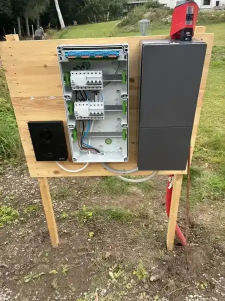 EV charger and electrical board installed by Jupiter El-installation